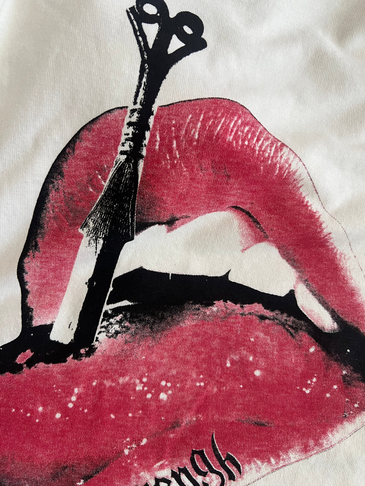 MIND YOUR TOUNGE TEE